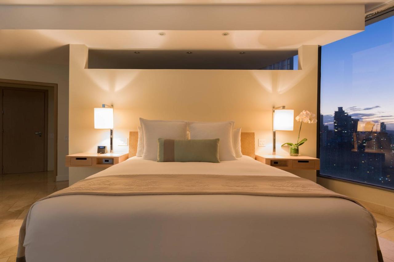 Jw Marriott Panama Ξενοδοχείο Εξωτερικό φωτογραφία A bedroom at the Mandarin Oriental, New York