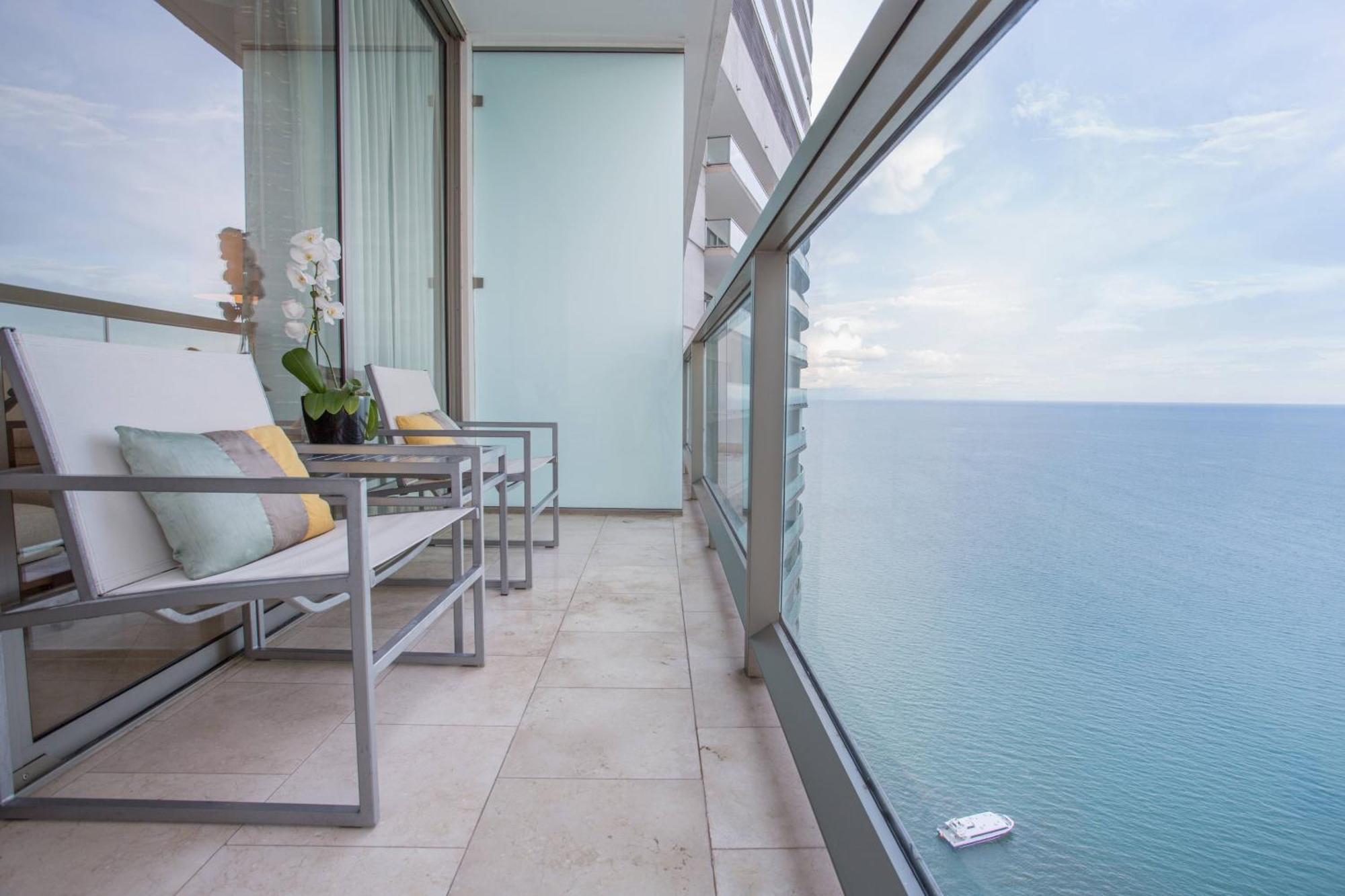 Jw Marriott Panama Ξενοδοχείο Εξωτερικό φωτογραφία Balcony of a penthouse